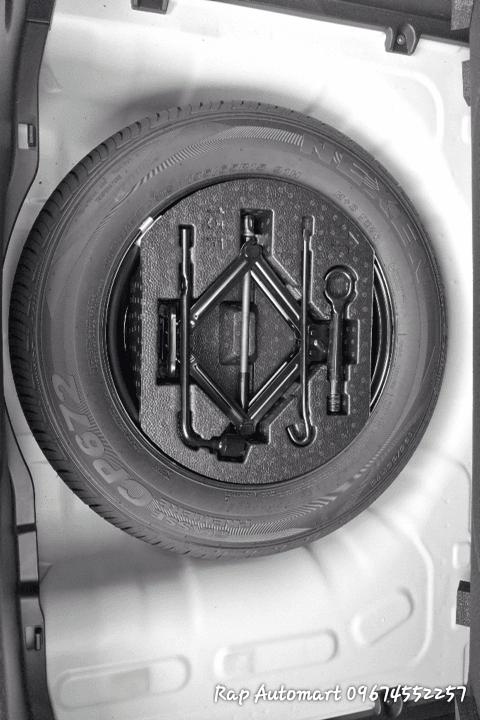 Car gallery image