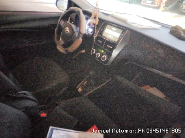 Car gallery image