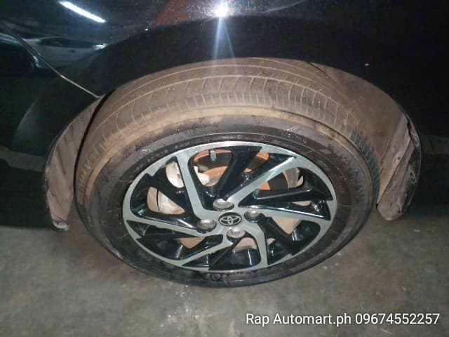 Car gallery image