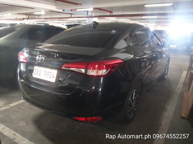 Car gallery image