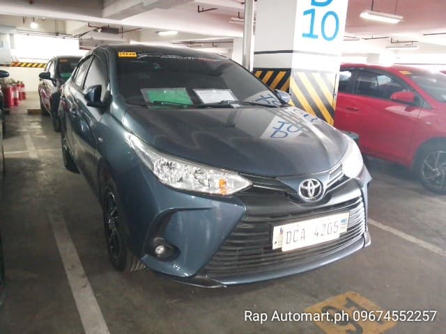 Car gallery image