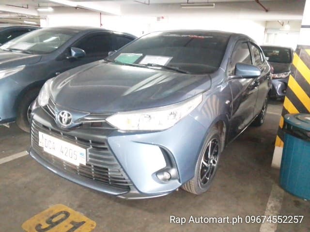 Car gallery image