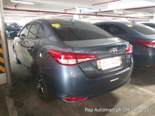 Car gallery image
