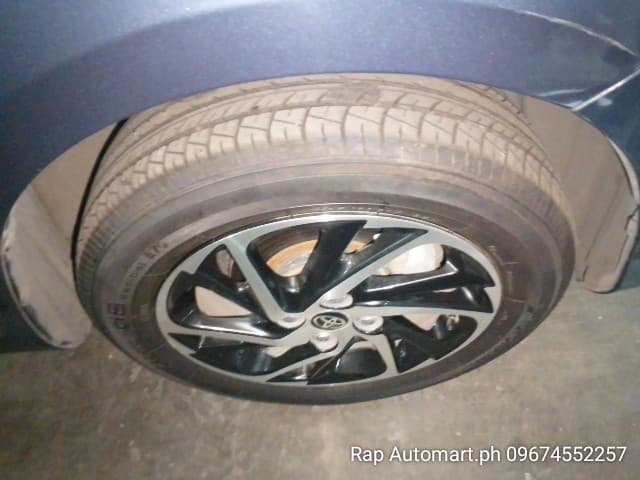 Car gallery image