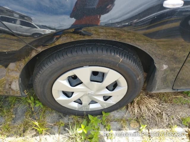 Car gallery image
