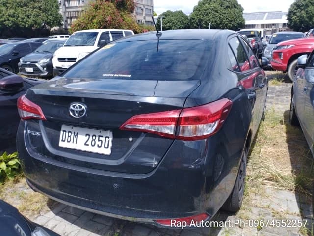 Car gallery image