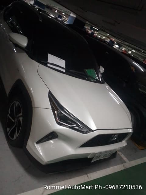 Car gallery image