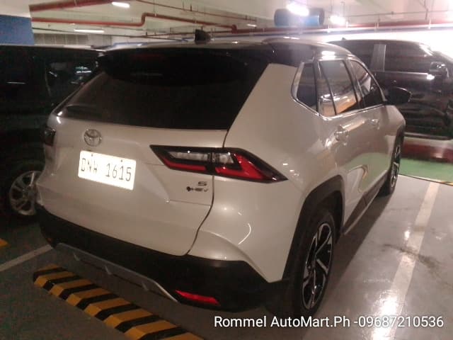 Car gallery image
