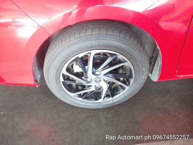 Car gallery image