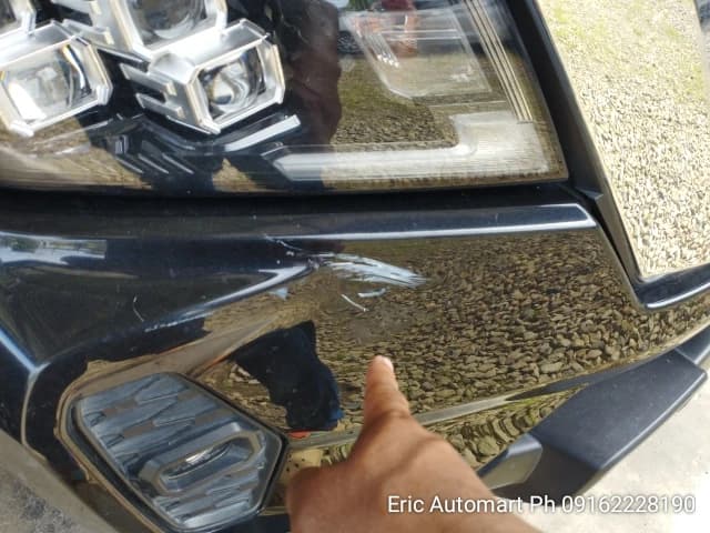 Car gallery image