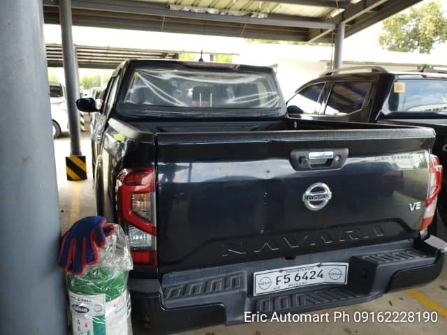 Car gallery image