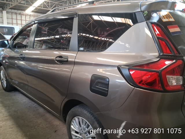 Car gallery image
