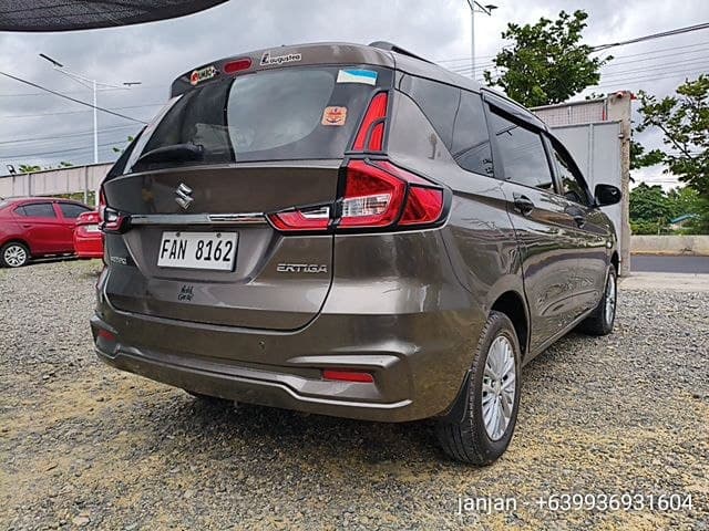 Car gallery image