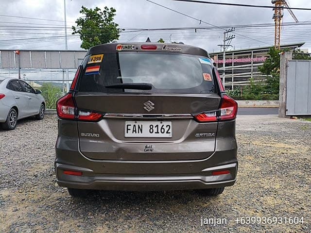 Car gallery image