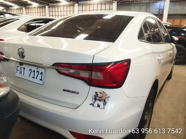 Car gallery image