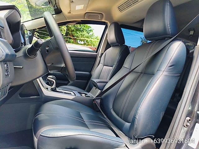 Car gallery image
