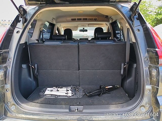 Car gallery image