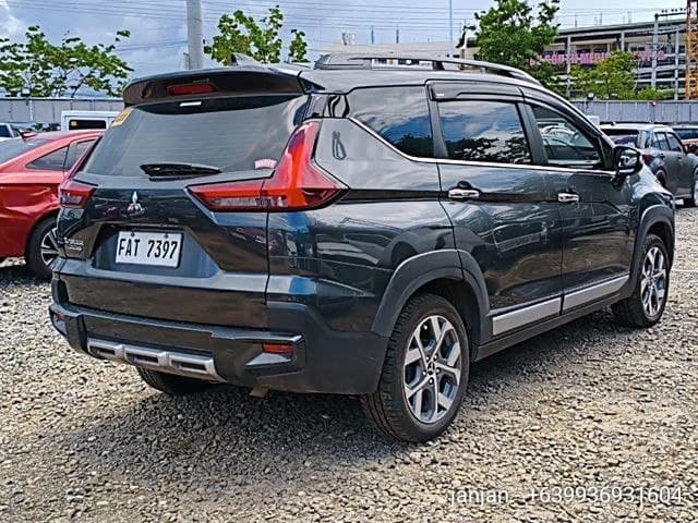 Car gallery image