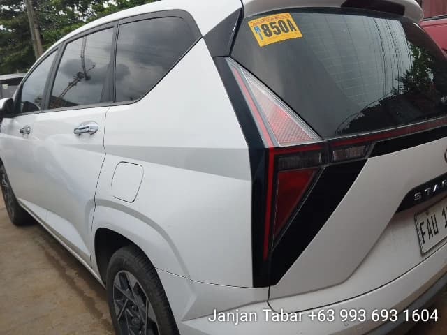 Car gallery image