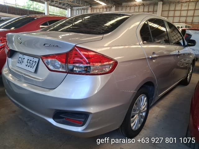 Car gallery image