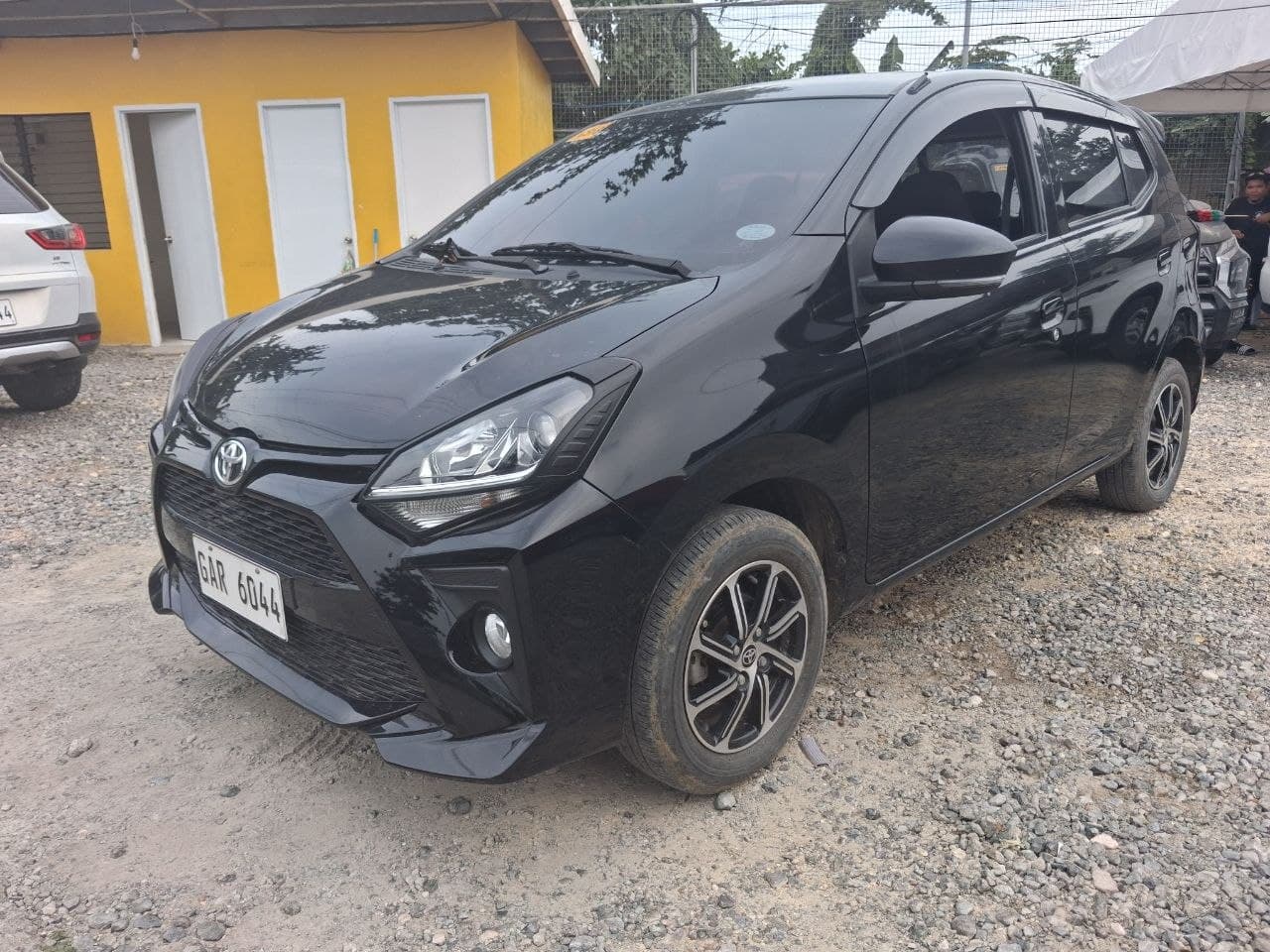 Car gallery image
