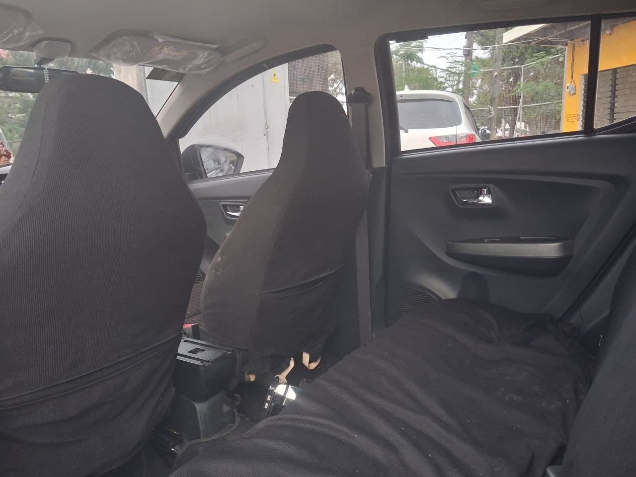 Car gallery image