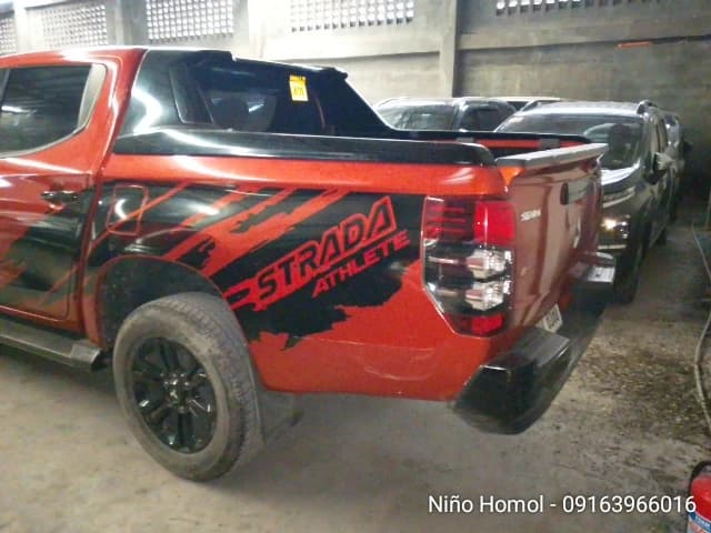 Car gallery image