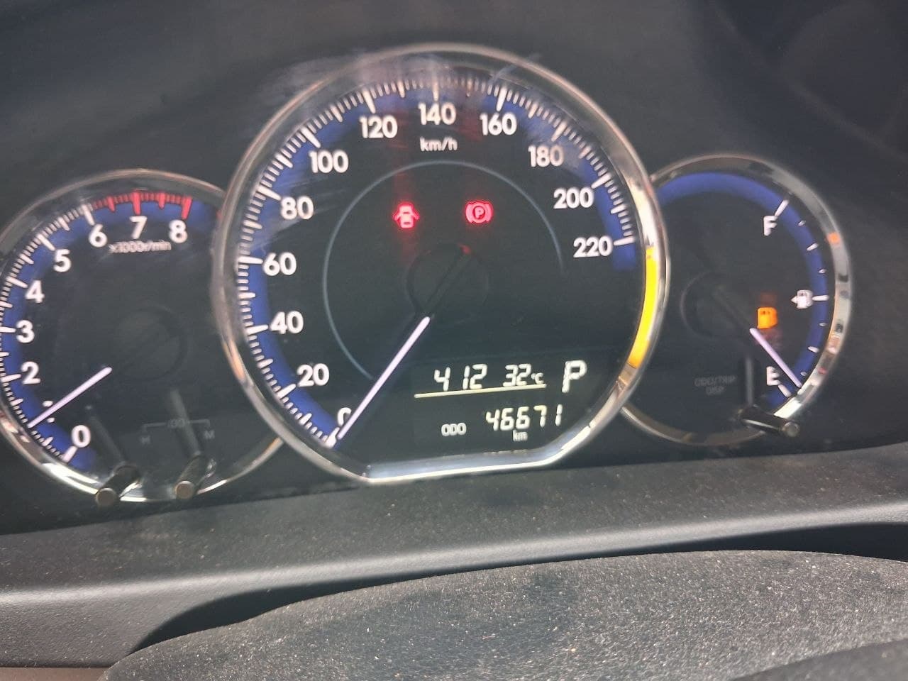 Car gallery image