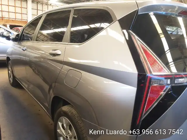 Car gallery image
