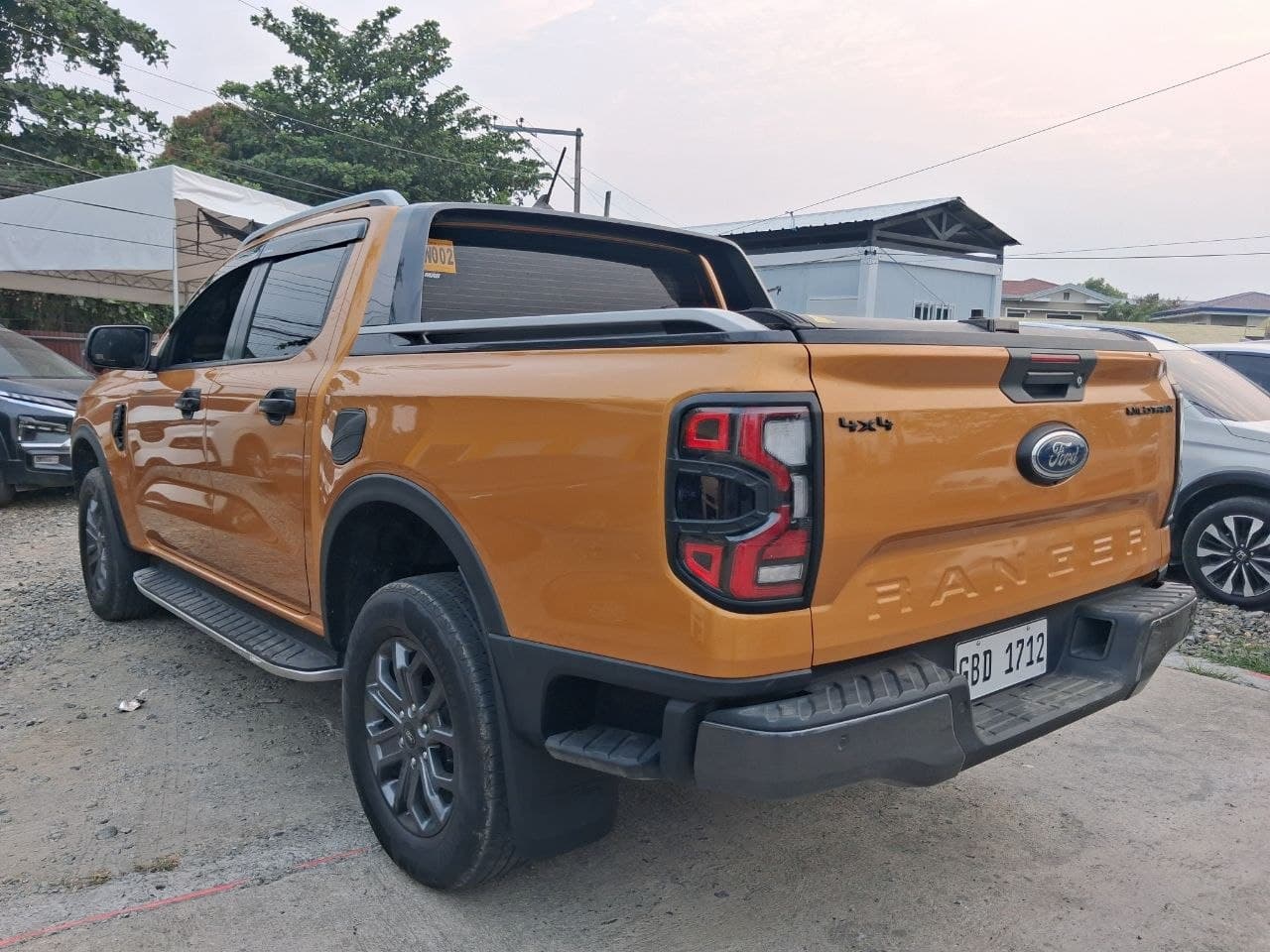 Car gallery image