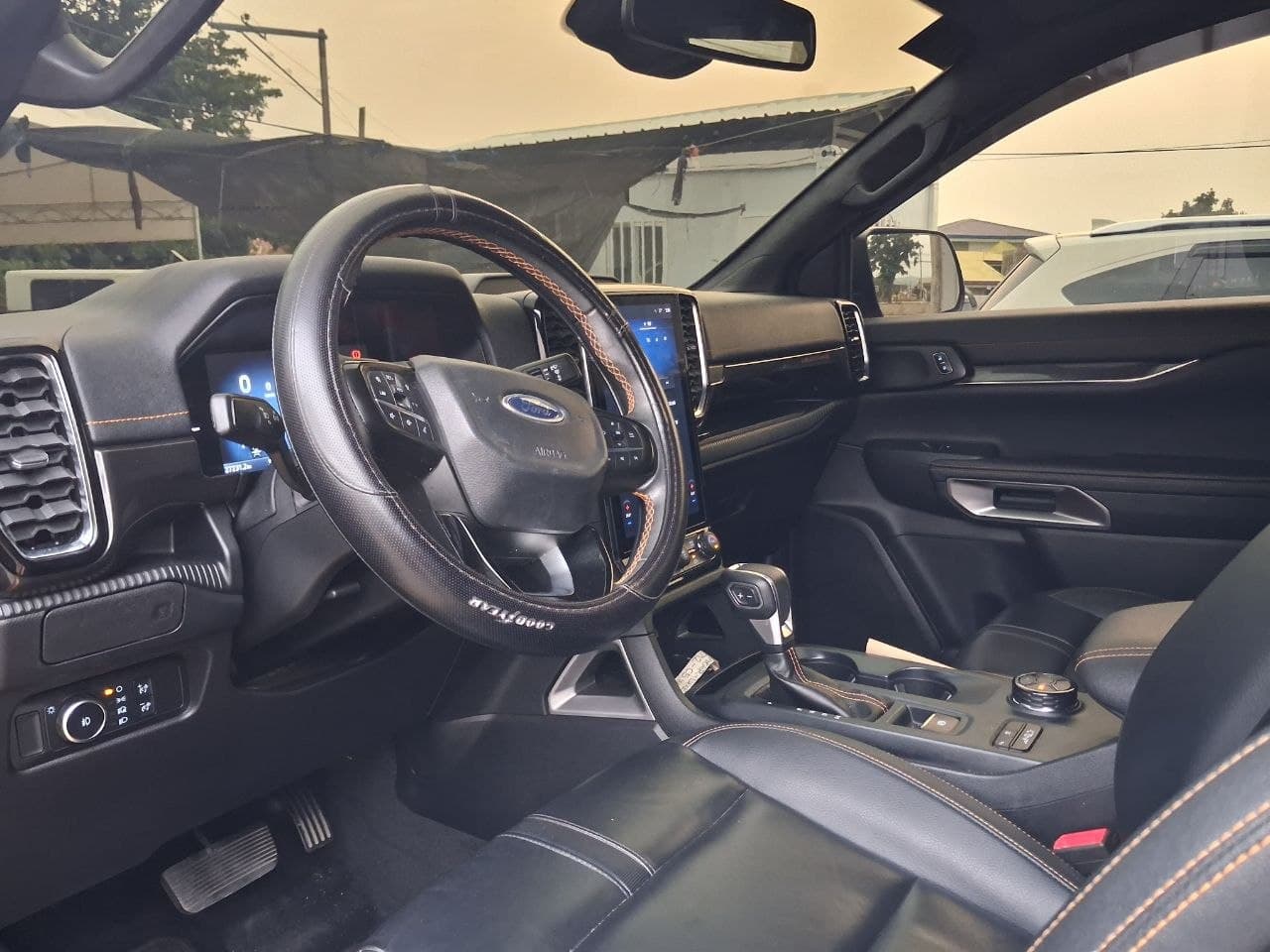 Car gallery image