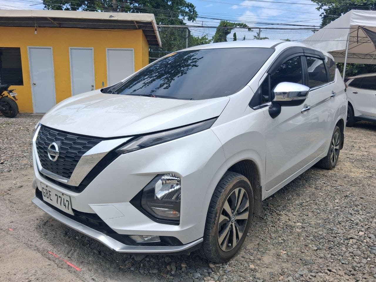Car gallery image