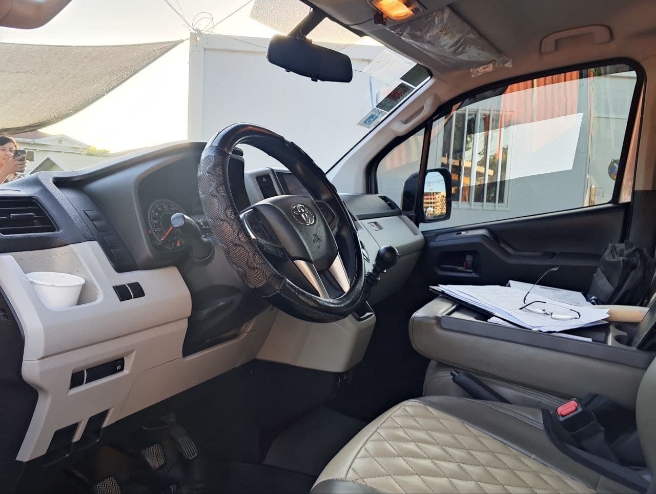 Car gallery image
