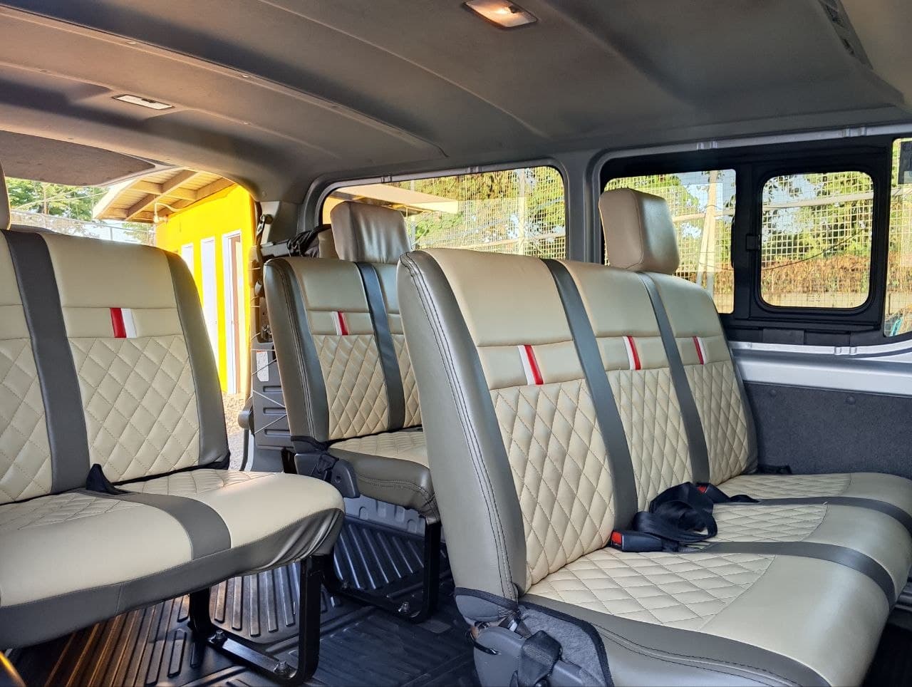 Car gallery image