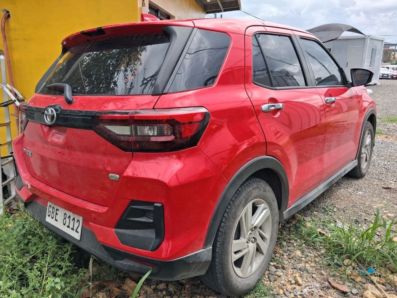 Car gallery image