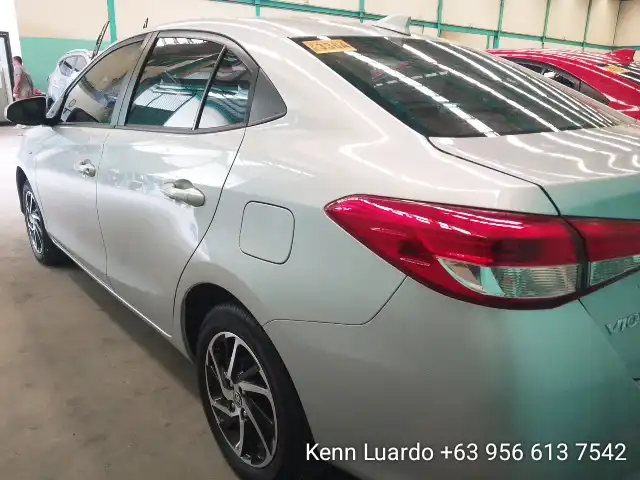 Car gallery image