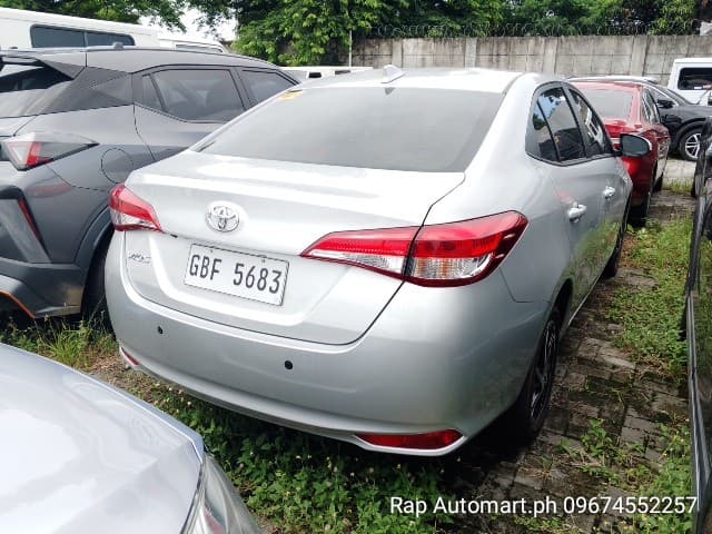 Car gallery image