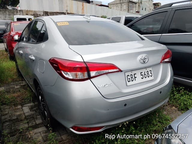 Car gallery image