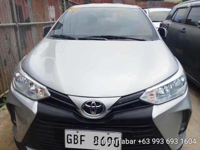 Car gallery image