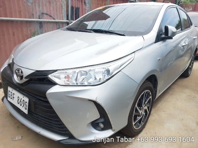 Car gallery image