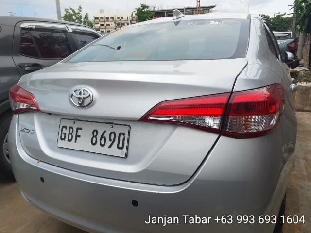 Car gallery image