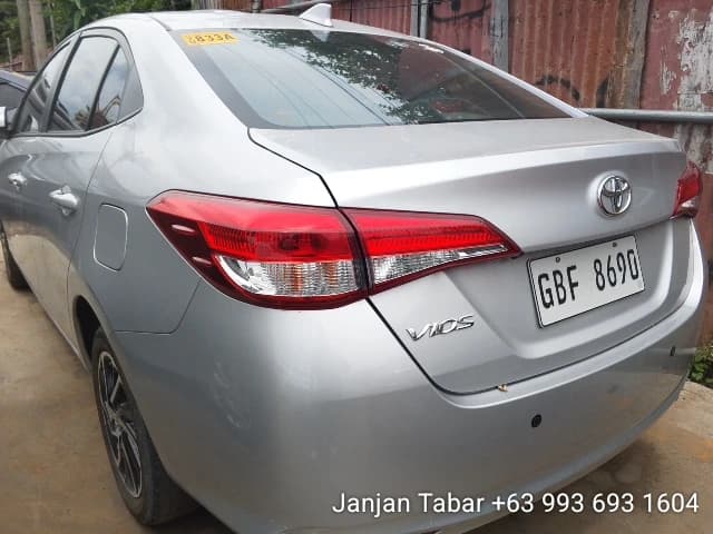 Car gallery image
