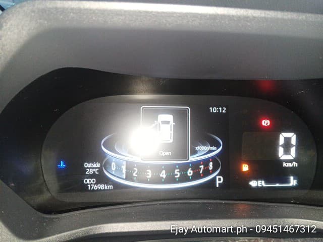 Car gallery image