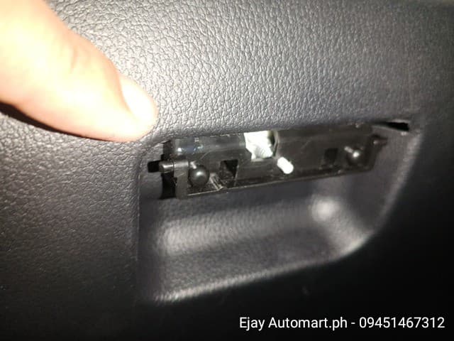 Car gallery image