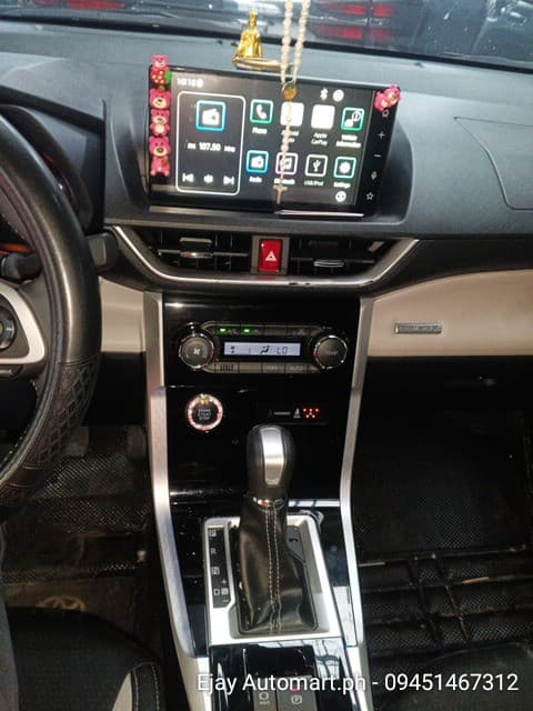 Car gallery image