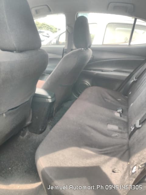 Car gallery image