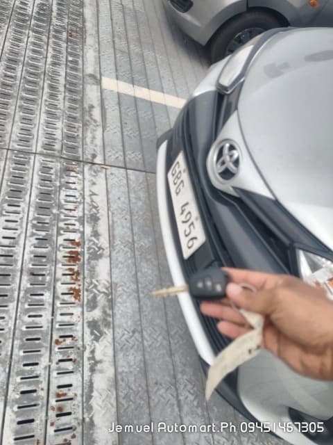 Car gallery image