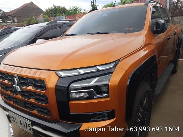 Car gallery image