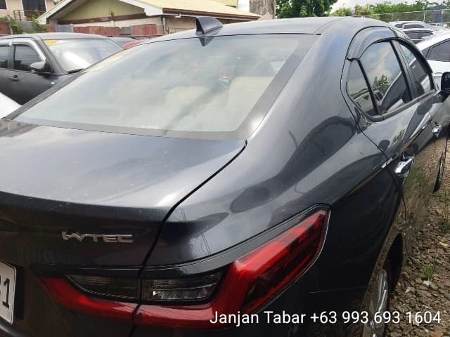 Car gallery image