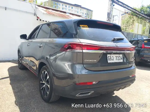 Car gallery image